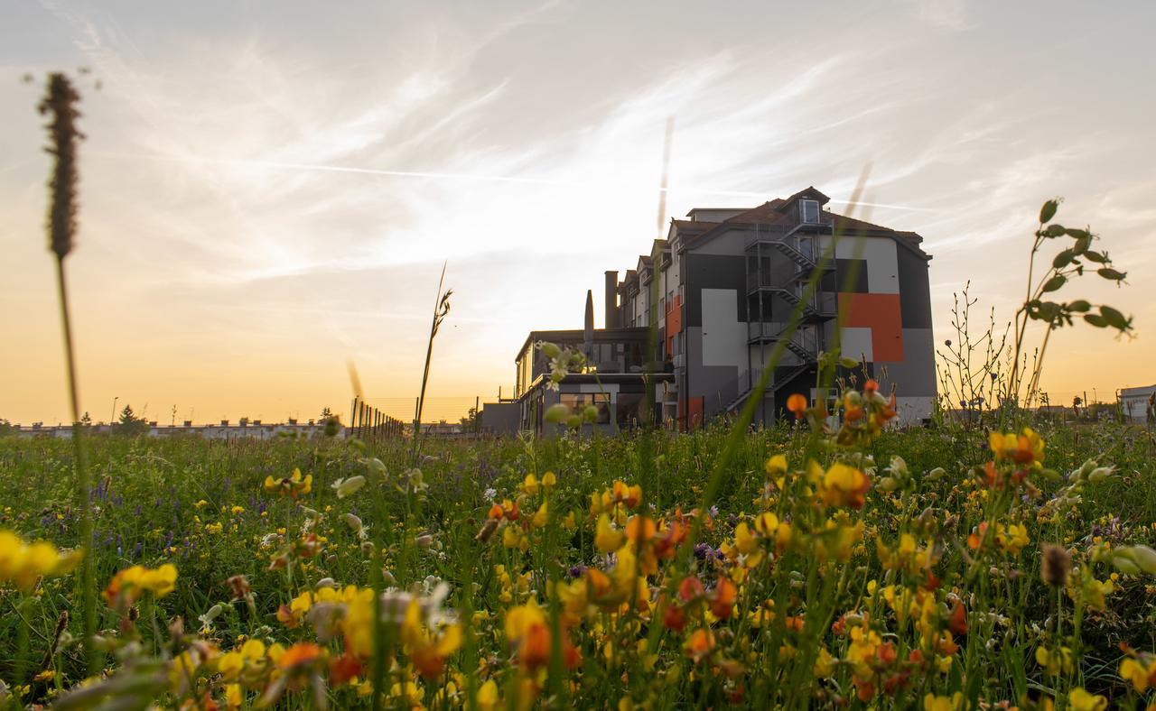 Hotel Time Velika Gorica Exterior foto